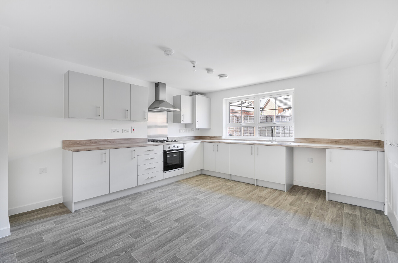 Plot 125 Kitchen at Finchwood Park